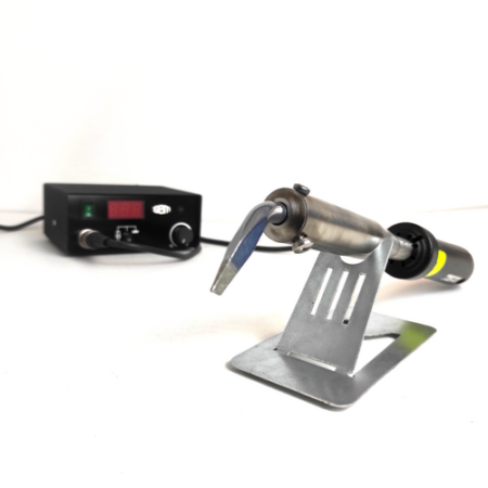 Heavy duty soldering station